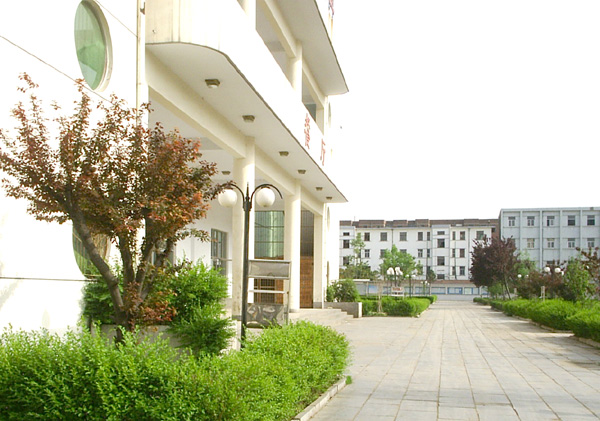 校院春色-商丘技师学院